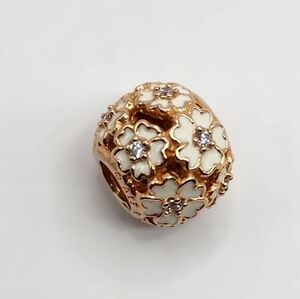 Pandora Rose Gold Floral Charm